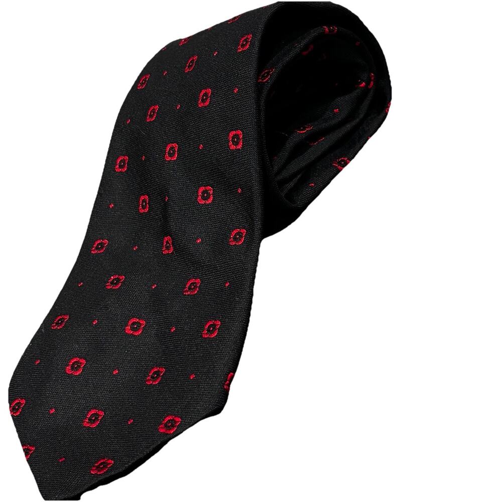 Vintage Brooks Brothers 346 Pure Silk Tie Black w/ Red Medallion Print USA